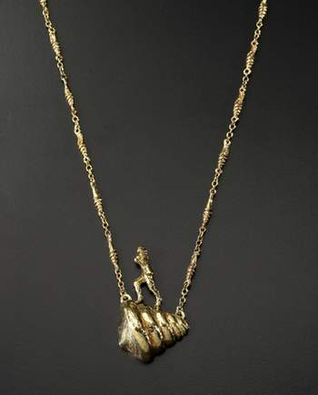 Salvador Dalí, Mujer desnuda subiendo la Escalera, Oro giallo 18 kt