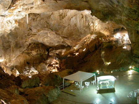  Grotta di Bossea