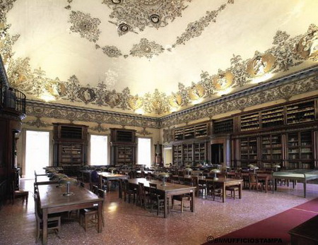La Biblioteca Nazionale di Napoli