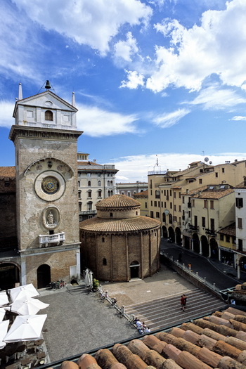 Rotonda di San Lorenzo - Foto Archivio Comune di Mantova
