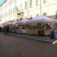 Mercato enogastronomico a Pavia
