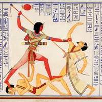 Ramses II trafigge un nemico con la lancia Abu Simbel