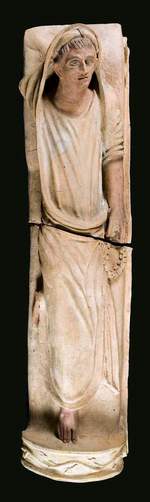 Coperchio di sarcofago con defunto giacente - III sec a. C., Musei Vaticani 