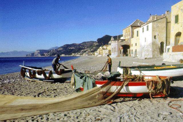 Spiaggia Final Marina, Finale Ligure