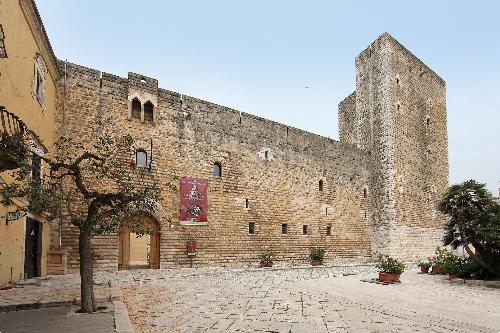 Castello Normanno Svevo, sede del Museo Nazionale Archeologico
