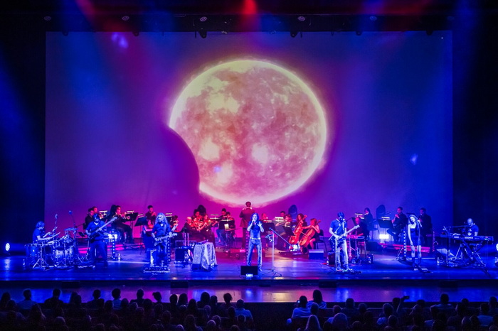 S:zerodelta.netnews2025�4THE WALL LIVE ORCHESTRATWLO 2.jpeg