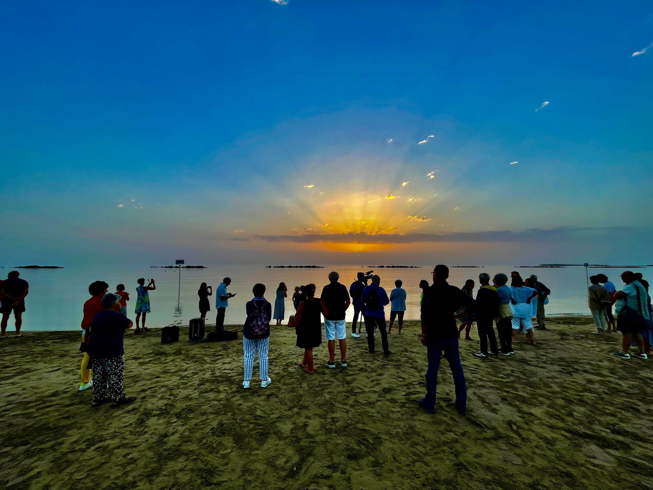 dall'alba al tramonto