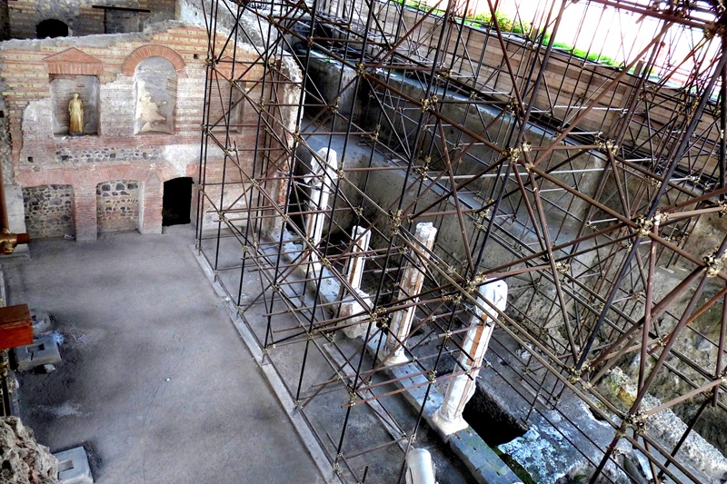 Restauro della Villa D'Augusto 2001-2006