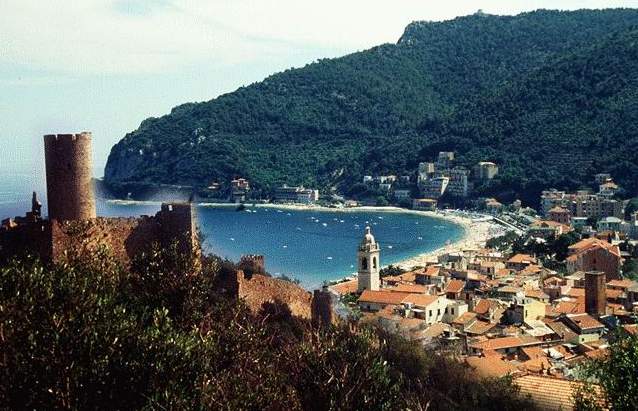 Panorama di Noli