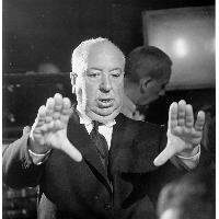 Alfred Hitchcock sul set di Psyco © Universal Pictures
