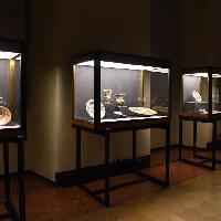 Musei civici di Palazzo Farnese - Piacenza - sala delle ceramiche - Foto Mauro Del Papa