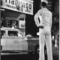 Elliott Erwitt, USA, Times Square, New York City, 1950 © Elliott Erwitt 