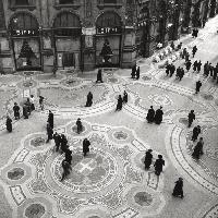 Mario De Biasi, Galleria Vittorio Emanuele II, Milano anni cinquanta