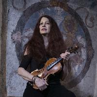 Scarlet Rivera