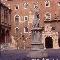 Piazza Signori-Palazzi Scaligeri - Immagini Archivio Provincia di Verona